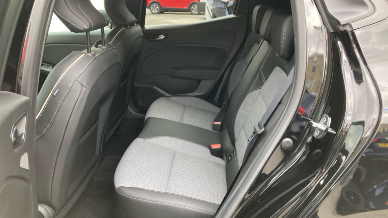 Renault Clio 1.0 TCe 90 Lutecia SE 5dr Petrol Hatchback